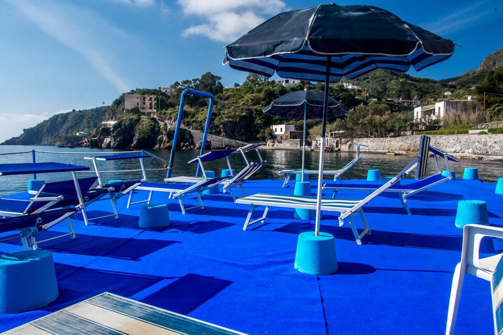 Hotel Rocce Azzurre Lípara Exterior foto