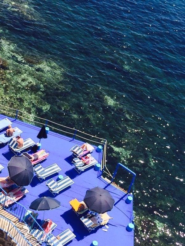 Hotel Rocce Azzurre Lípara Exterior foto